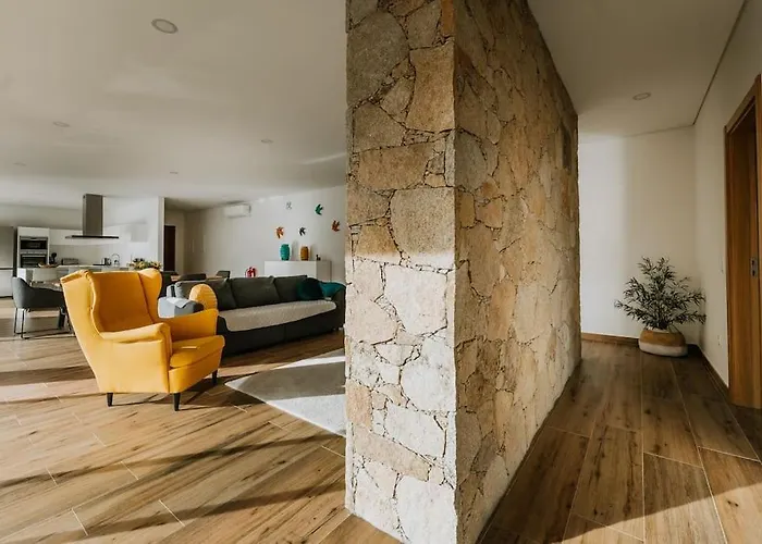 Hébergement de vacances Quinta Chao Do Ribeiro *